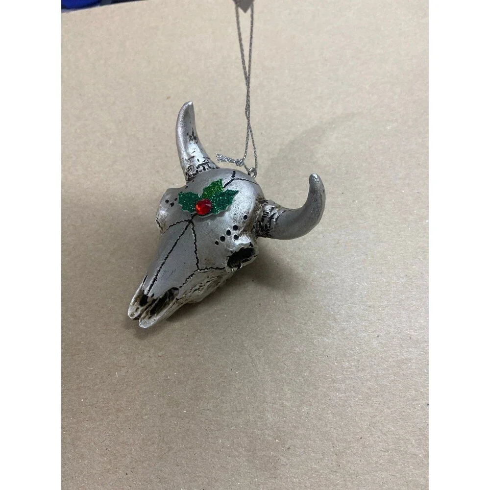 Ornament cow head ornament